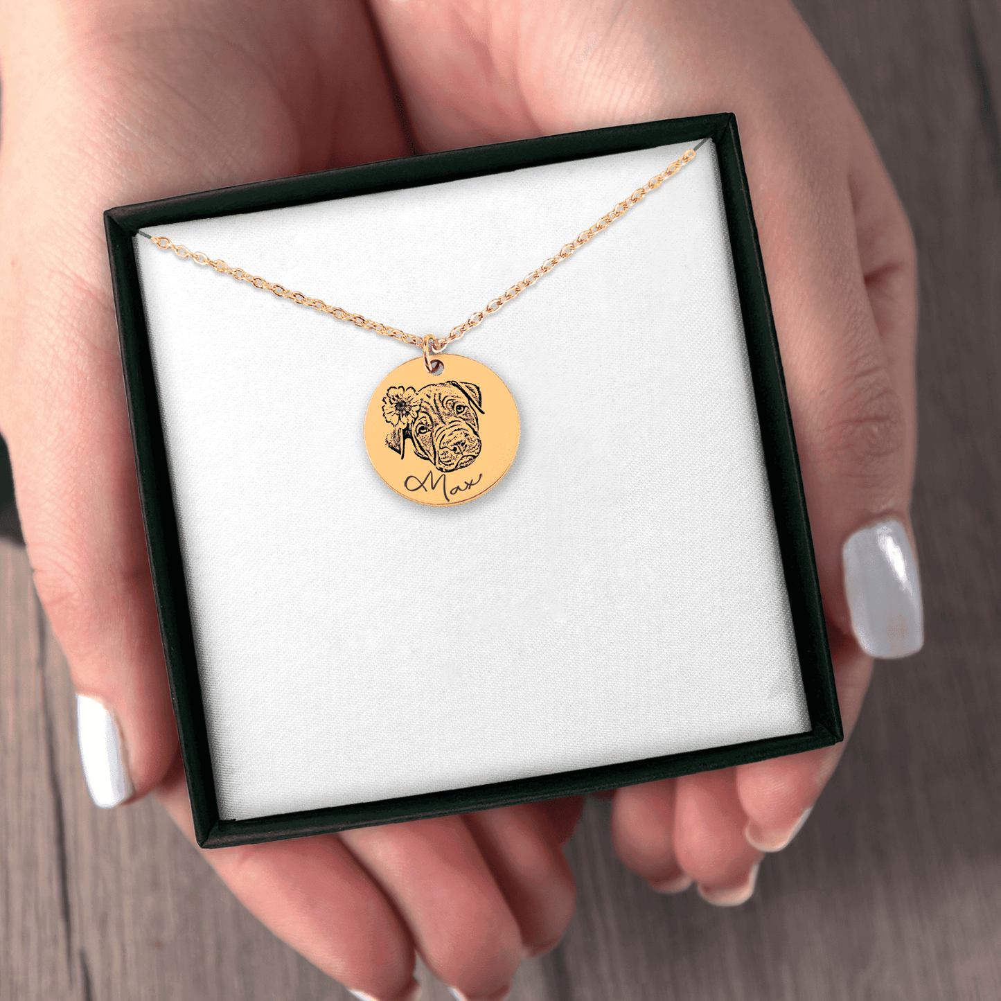 Gold Pendant Necklace